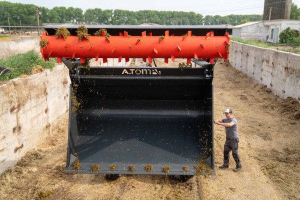 Silage Cutter - Bucket with Silage Cutter A.TOM 2.0 m³
