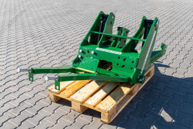 Front hitch A.TOM for John Deere 8 Series 