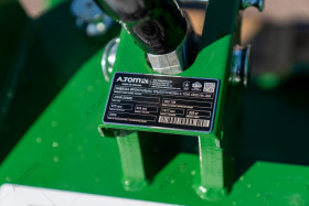 Front hitch A.TOM for John Deere 8 Series 