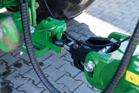 A.TOM Grader / tractor-mounted rear blade (or trailer-mounted blade) 