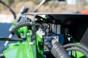 A.TOM Grader / tractor-mounted rear blade (or trailer-mounted blade) 