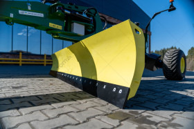 A.TOM Grader / tractor-mounted rear blade (or trailer-mounted blade) 