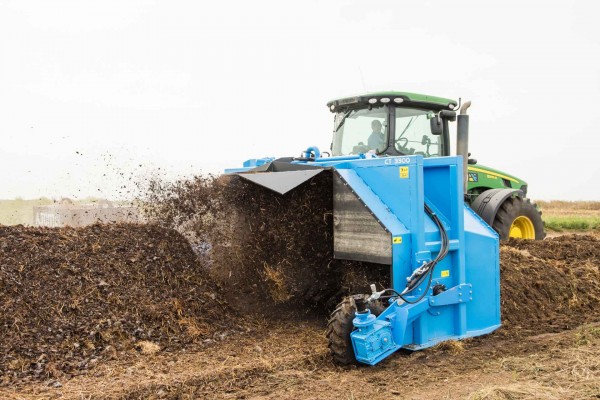 How to make organic compost using a compost turner?